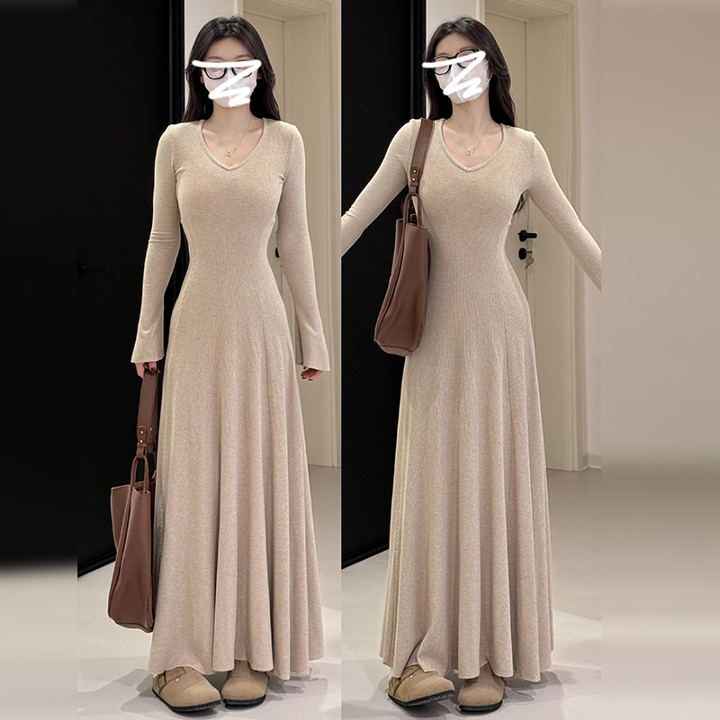秋季新款长袖V领打底连衣裙女