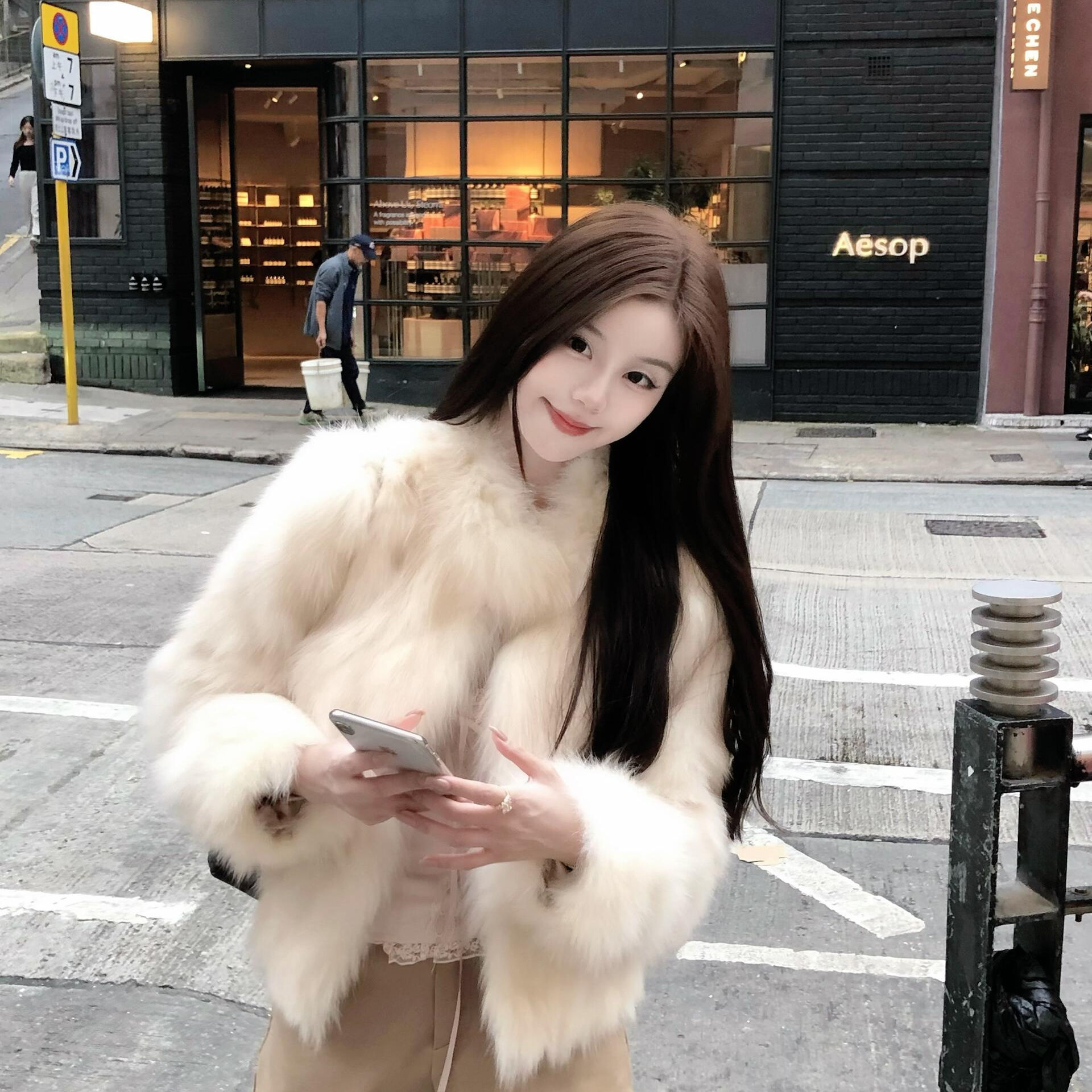 冬季新款貉子毛皮草一体外套女