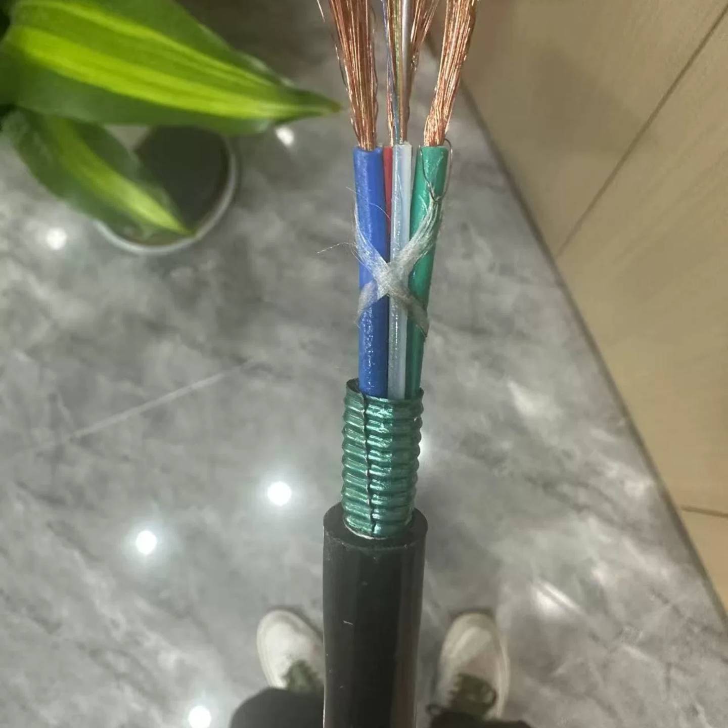 可维修层绞式光电复合缆图片