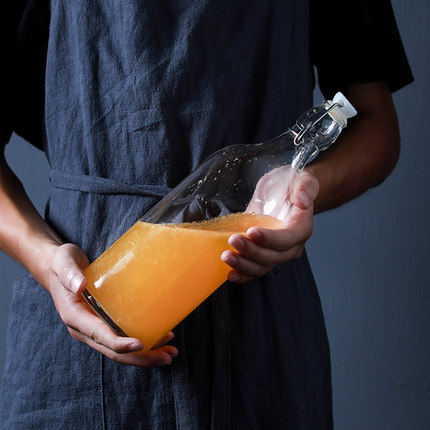 北歐風橄榄油瓶1L玻璃紅酒瓶泡酒釀酒瓶自制葡萄酒灌裝瓶帶蓋密封在類目 餐飲具, 餐具, 瓶/罐中 - 來自Buy2taobao.com提供專業的淘寶代購服務