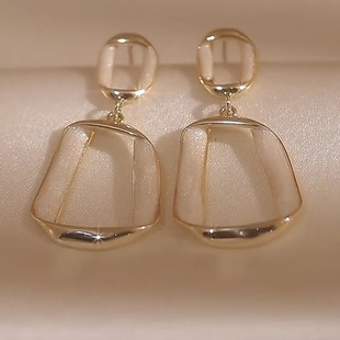 我们的当打之年谷桥同款耳环高级感夸张几何耳饰气质个性耳钉银针