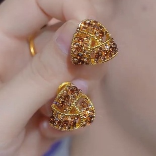 纯银针香槟色镶钻三角形耳钉简约大气高级感耳环秋冬新款新年耳饰