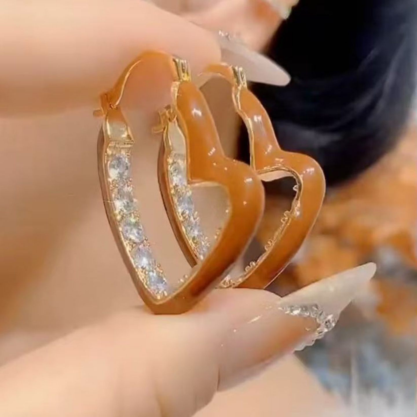 内镶钻滴釉咖色爱心耳圈女时尚