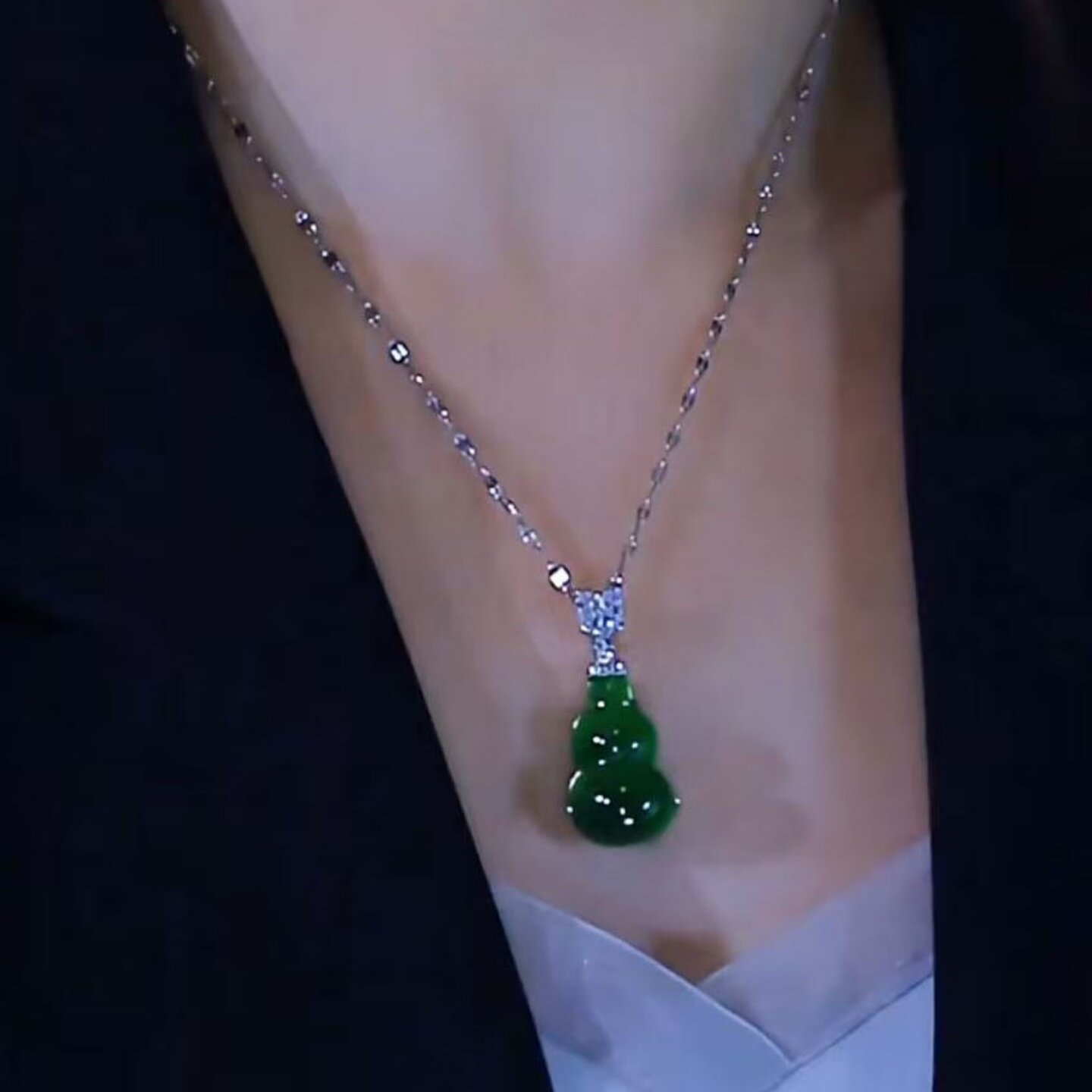 新中式满绿福禄葫芦项链2026新款爆款小众轻奢复古不掉色锁骨链