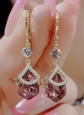 不规则紫色水晶耳环高级感微镶钻扇形耳饰耳坠超闪百搭简约耳扣女