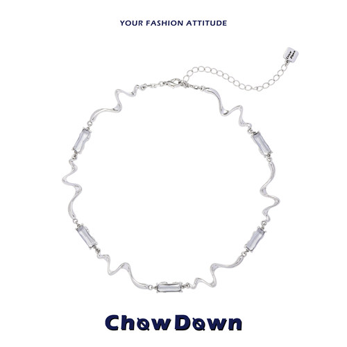 CHOWDOWN灰色方糖锆石锁骨链