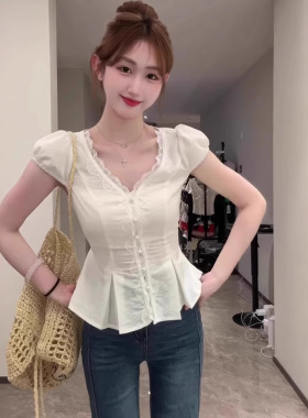 法式蕾丝花边V领短袖白色衬衫女装夏季韩系chic小衫修身显瘦上衣