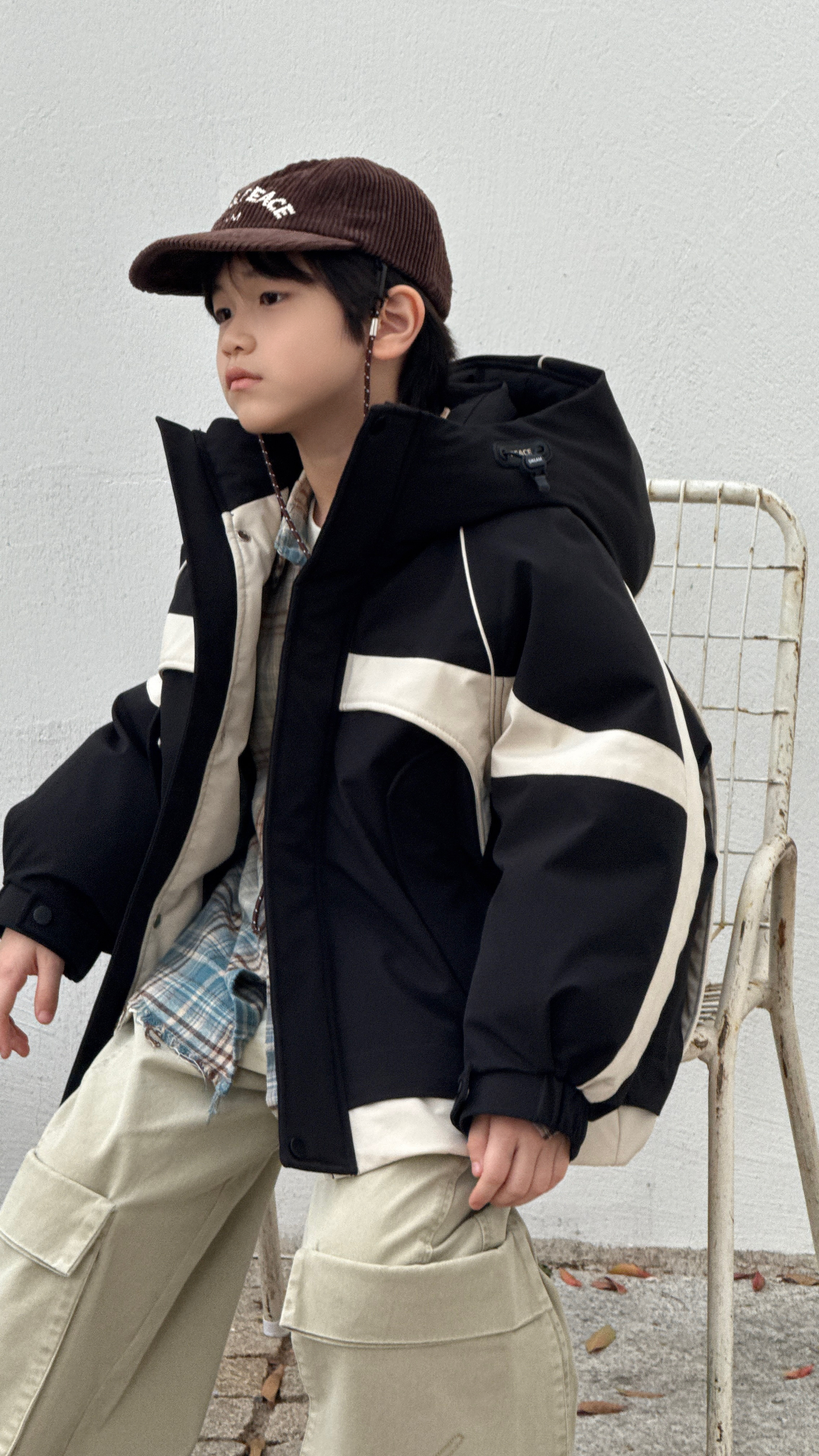 男童羽绒服爆款加厚2025新款儿童冬季冲锋衣外套洋气中大童防寒服