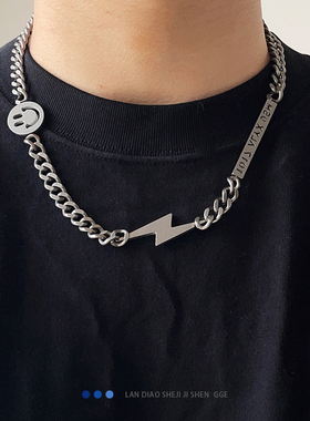 日韩风钛钢安全扣字母短款项链