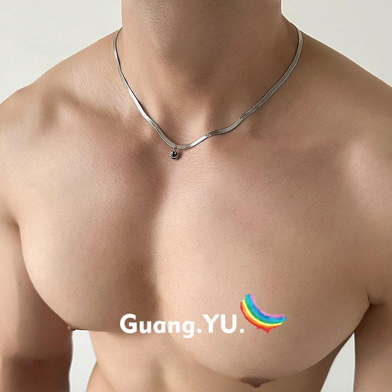 GuangYu黑色笑脸表情包项链男女冷淡风极简刀片蛇骨链小众锁骨链