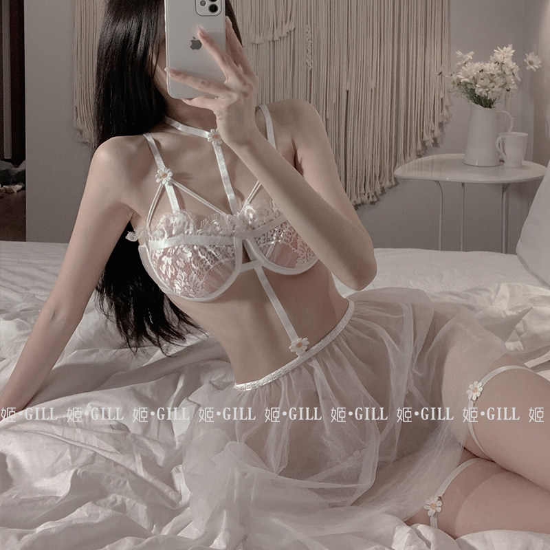 姬gill性感蕾丝内衣透视