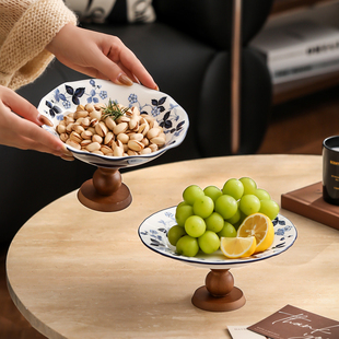 漫时光法式蓝花野草莓陶瓷水果盘家用轻奢高级感点心零食盘子摆件