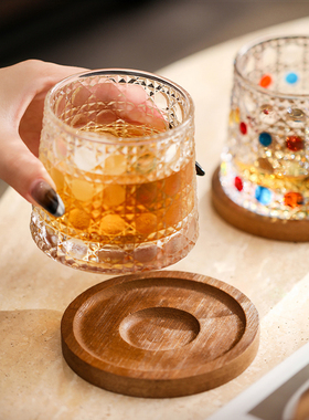 漫时光彩绘旋转威士忌酒杯高级感家用创意解压不倒翁玻璃洋酒杯子