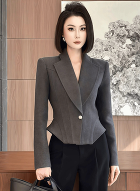35439 时尚高级设计感小西装外套气质一粒扣百搭西服