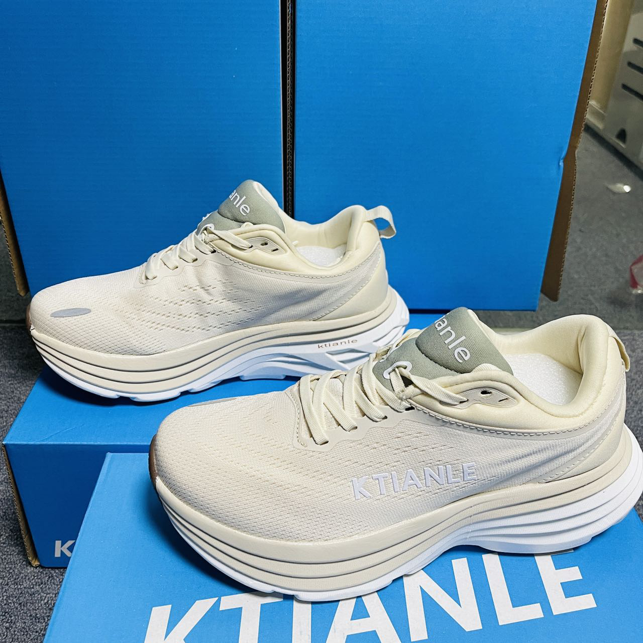 KTIANLE跑步鞋男夏季2E宽宣运动鞋轻量便厚底回弹支撑女鞋慢跑鞋