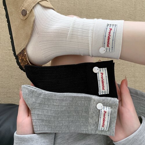 简约百搭四季纯色中筒袜