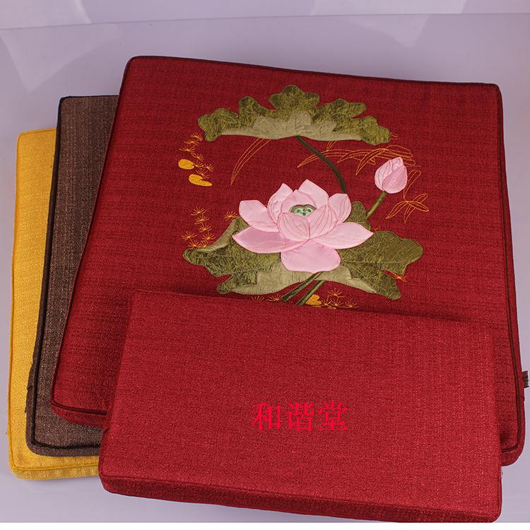 高档亚麻黄色佛堂刺绣椰棕垫