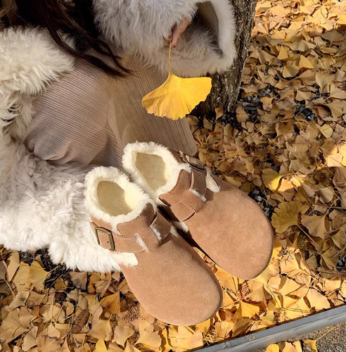 苏茵茵葡萄妈同款单鞋一脚蹬懒人皮毛一体毛毛拖鞋女勃肯鞋2025