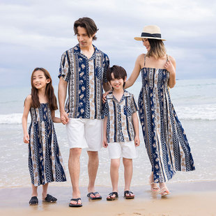 海边度假亲子装 一家四口夏季 母女连衣裙吊带沙滩裙兄弟俩条纹