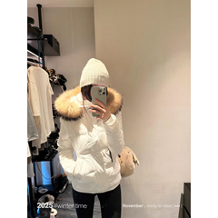 SUNONEONE 90白鸭绒貉子毛毛领修身收腰羽绒服女冬巨好看连帽外套