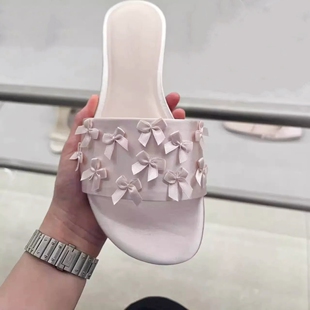 甜美的蝴蝶结~~夏季真丝绸缎一字带小香风平底露趾外穿凉拖鞋女