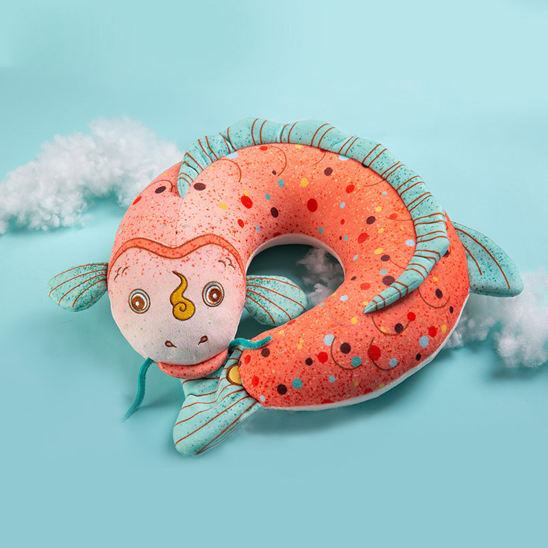 灵机生活馆文创产品富鱼u型枕头男女颈椎枕异形抱枕背垫