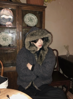 Kid The1One 保暖大毛领条纹学院风厚款连帽男女秋冬外套