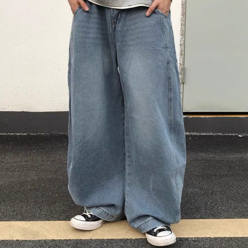 复古弯刀宽松牛仔裤阔腿直筒