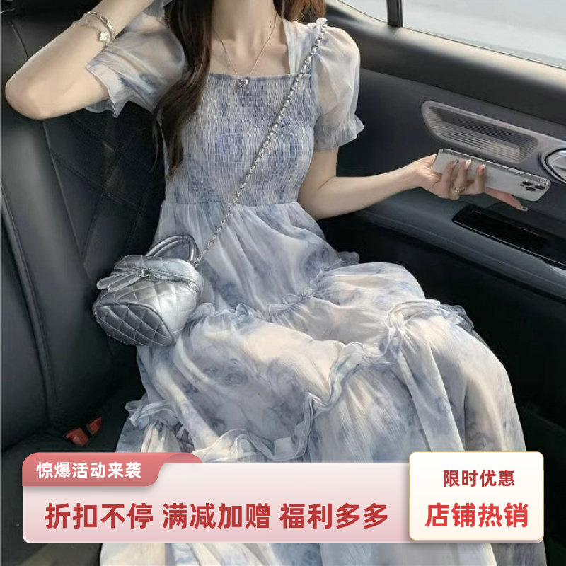 温柔风茶歇法式桔梗长裙2026夏季气质仙女超仙收腰方领碎花连衣裙