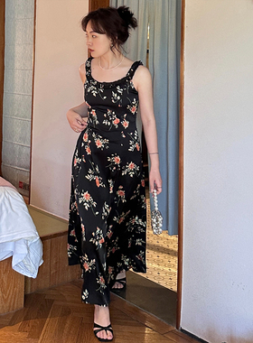 Something叁熏  碎花吊带黑色高腰雪纺复古法式连衣裙