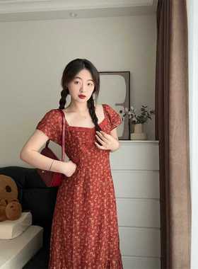 Something叁熏 法式复古红色气质碎花拼接花边收腰显瘦连衣裙