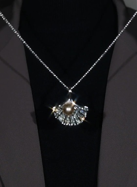 秋冬款银杏叶扇形长款毛衣链项链女冷淡风高级感首饰2022新款潮