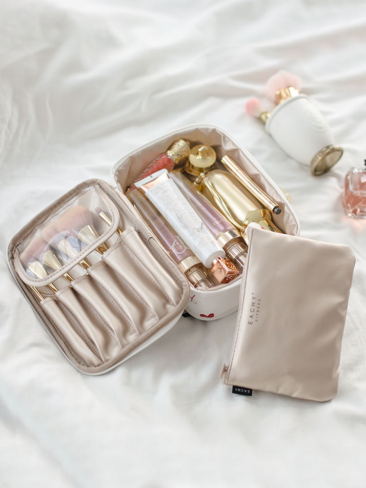 EACHY cosmetic bag women's portable 2021 new super large capacity product advanced sense of simple wash bag travel storage