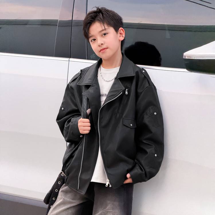 专柜品牌男童皮衣外套秋装机车服上衣2026新款中大童洋气韩版皮夹
