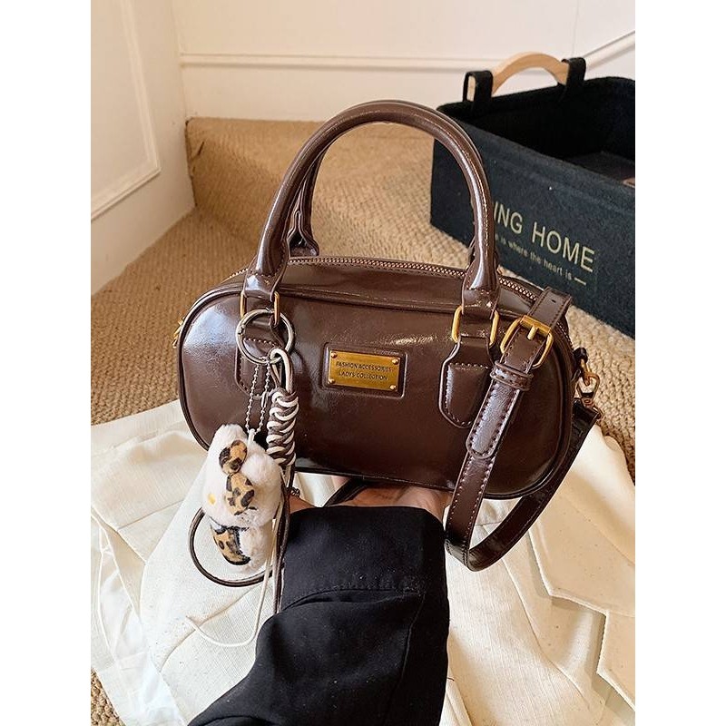 专柜品牌手拎简约休闲枕头包包女2025春夏新款韩版时尚单肩包洋气,箱包皮具/热销女包/男包,小方包,淘宝优惠券,粉丝福利购,淘宝优惠卷