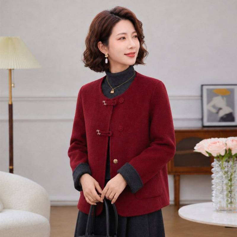 专柜品牌新中式红色短款毛呢外套女今年新款洋气呢子大衣婚宴妈妈