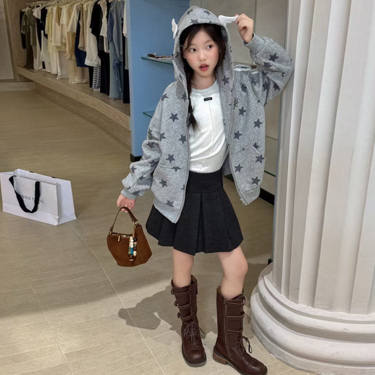 专柜品牌女童外套春秋季2026新款洋气儿童棒球服大童女孩秋装连帽