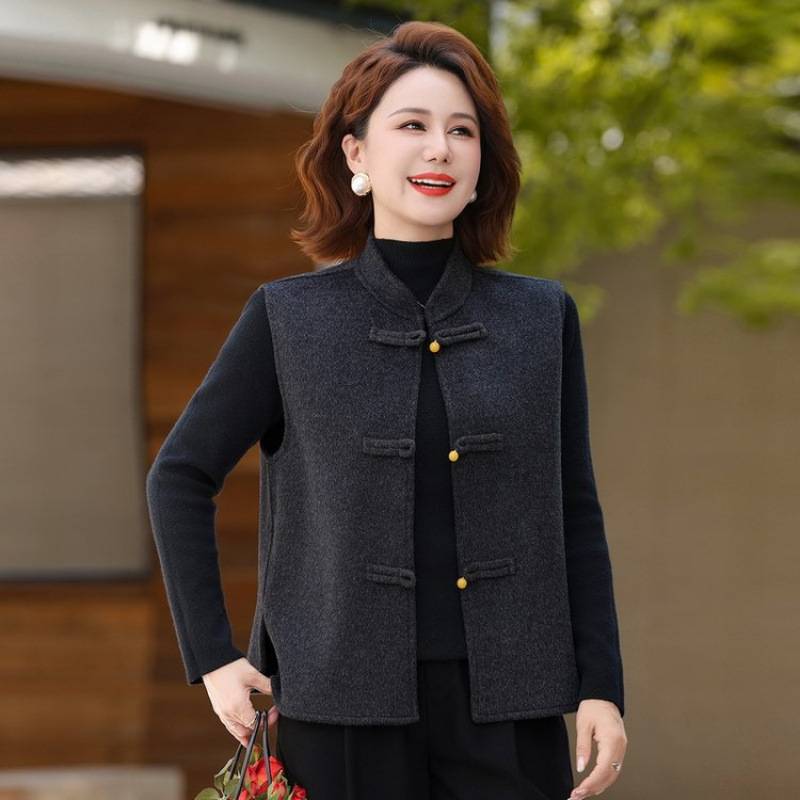 专柜品牌中年新中式妈妈春装马甲新款中老年女春秋毛呢红色上衣服