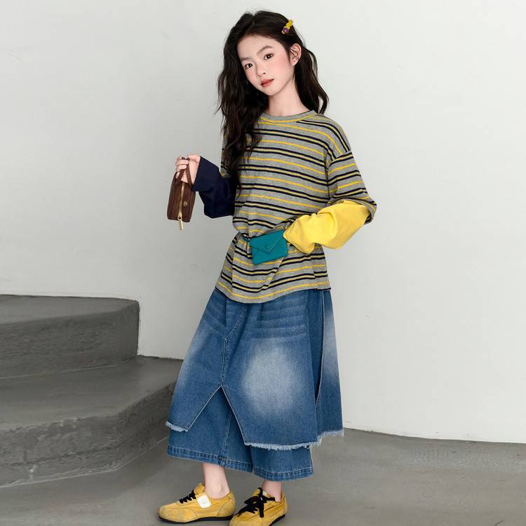 专柜品牌女童牛仔裙裤套装2026儿童拼色条纹上衣假两件半身裙春秋