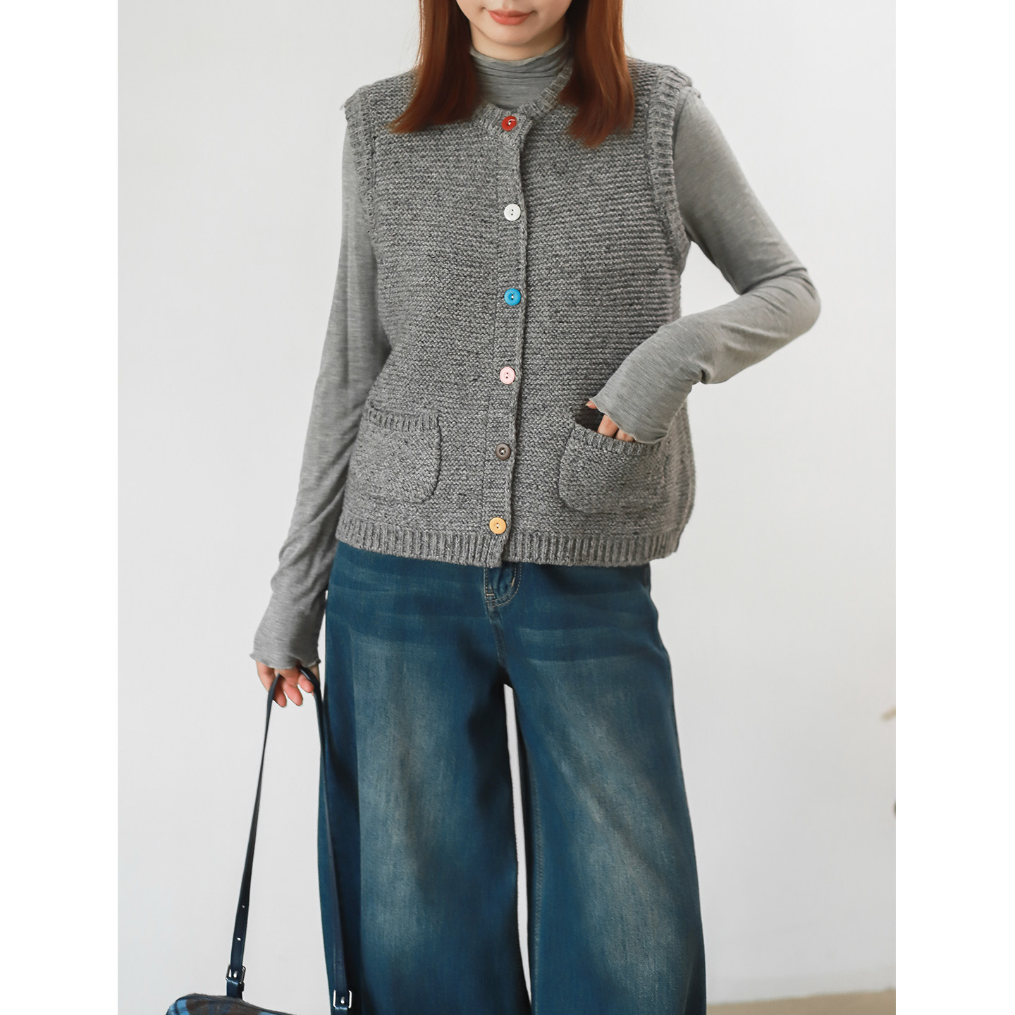 菲尔丹 复古文艺范圆领才是排扣质感秋冬打底保暖毛衣马甲3108