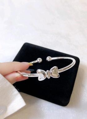 2026蝴蝶结光面手镯女学生简约百搭闺蜜甜美可爱手环女友