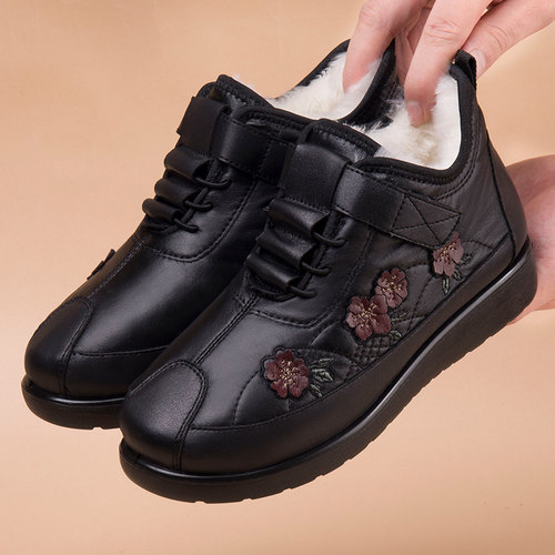 冬季东北纯羊毛女鞋老北京布鞋加绒老人棉鞋中老年防滑保暖妈妈鞋