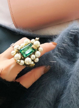 LIN同款造型感爆棚复古手工镶嵌绿色锆石珍珠戒指女夸张个性奢华