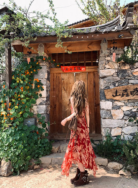 小君君布兰妮 夏日热恋/巨显白覆古红不规则碎花裙女夏印花洋装