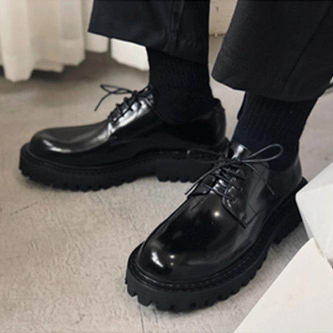 潮牌正品圆头小皮鞋男英伦休闲黑色漆皮大头鞋男韩版社会小伙潮鞋