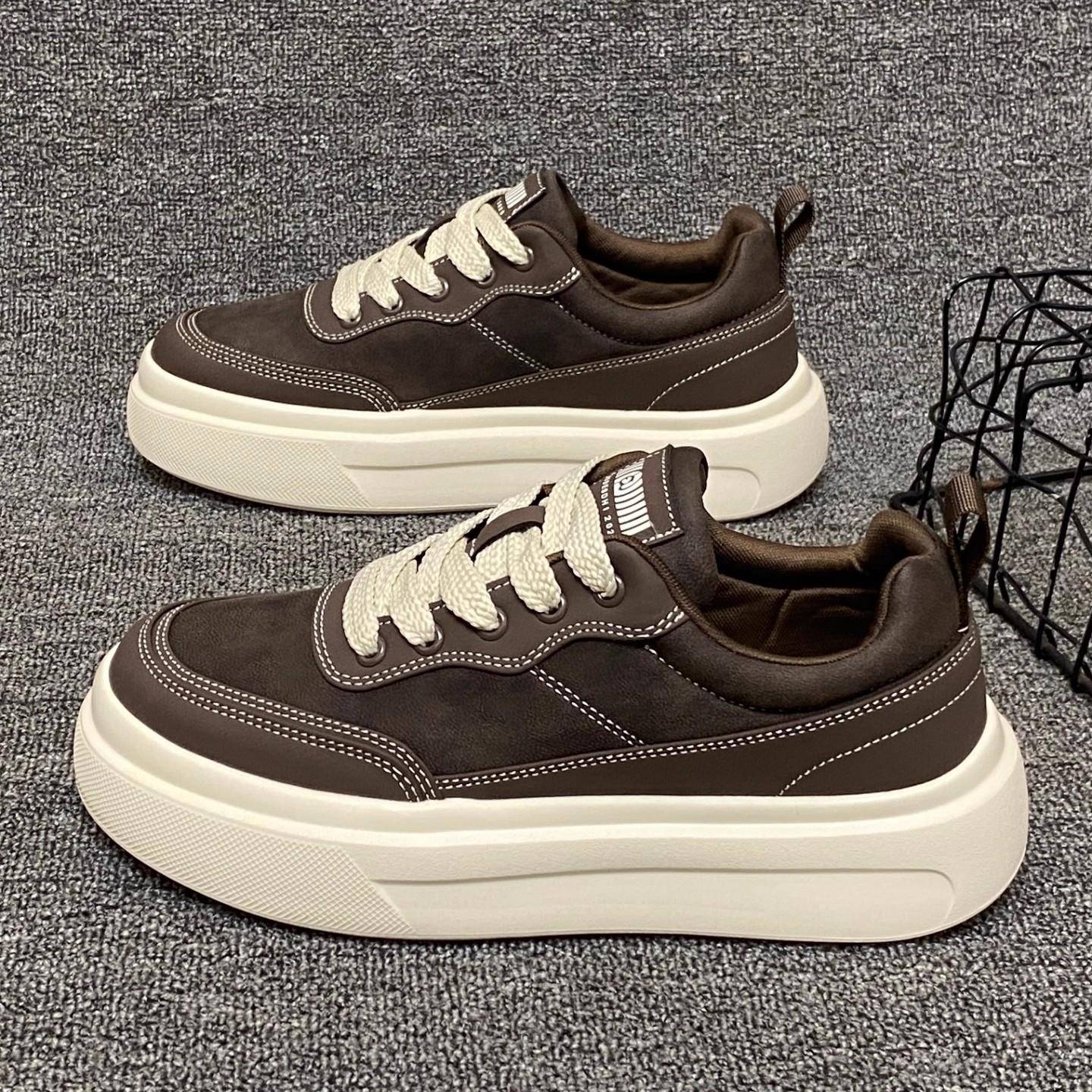 男鞋2025秋季新款百搭潮鞋韩版厚底板鞋潮流青少年增高运动休闲鞋