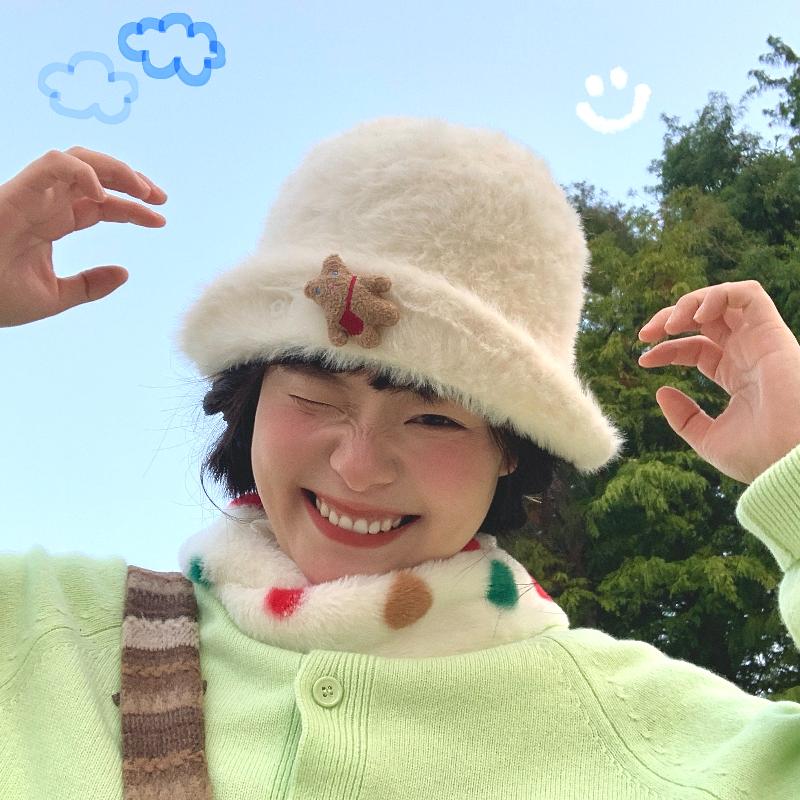 原创礼帽-背包小熊纽扣针织盆帽