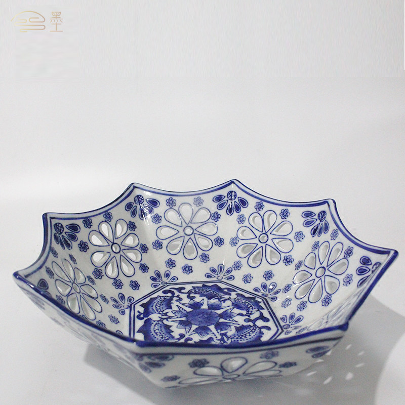 青花瓷果盘创意中式陶瓷水果盘镂空客厅餐桌茶几摆件家居 水果盘