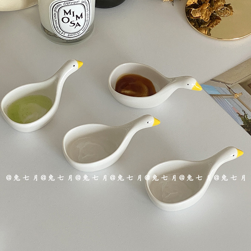 可爱小鸭鸭蘸酱碟ins日式创意立体陶瓷小碟卡通调料碟番茄酱醋碟
