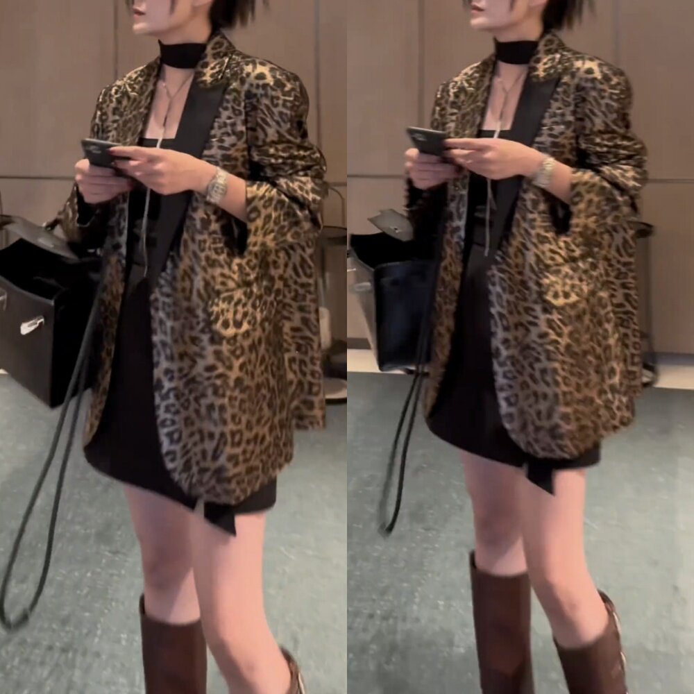 小个子豹纹印花西装外套女